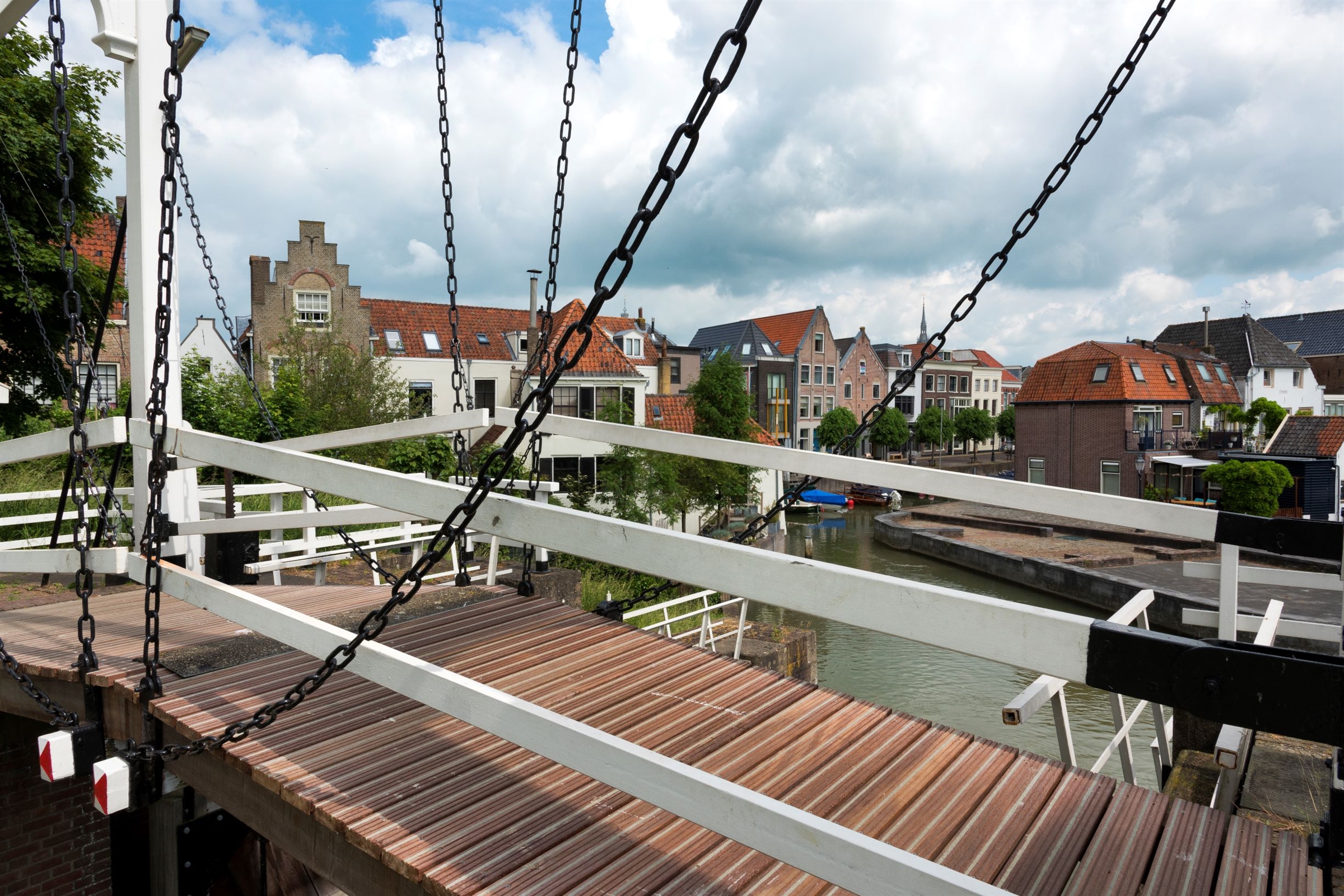 Schoonhoven vanaf een brug Schoonhoven vanaf een brug